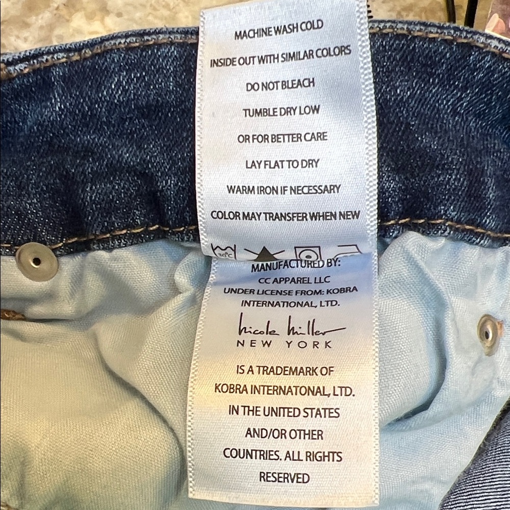 Nichole Miller Skinny Ankle Jeans - Picture 7 of 7